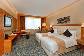 Отель Holiday Inn Baku Баку Двухместный номер с 2 отдельными кроватями, боковой вид на море - Для некурящих-1